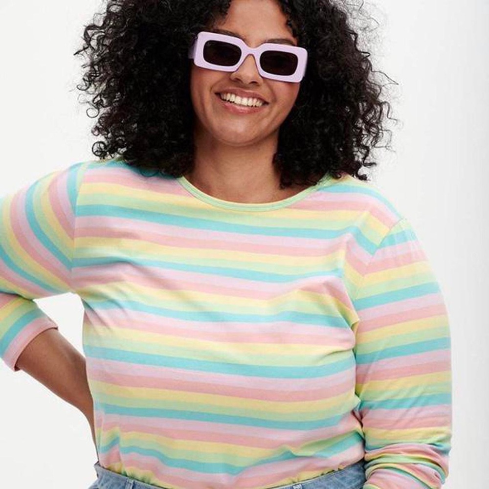 NWT Lucy and Yak Rey Long Sleeve Tee in Pastel Rainbow